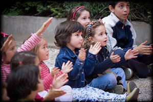 Les petits sont fascinés